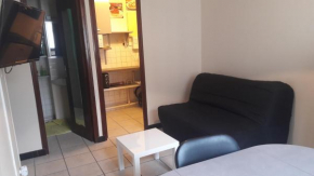 Studio Centre Auxerre + WIFI+ parking gratuit